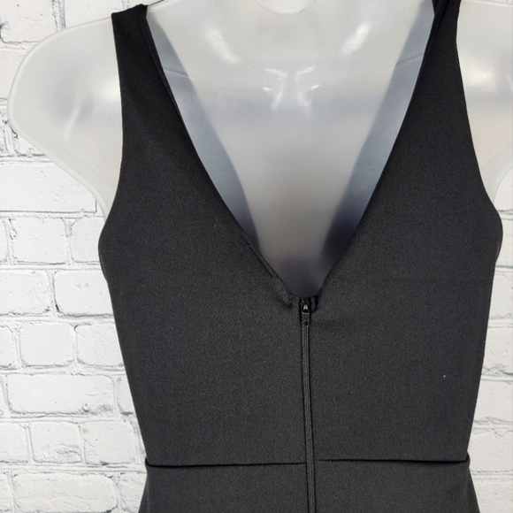 NWT Windsor Size XS Black Formal Dress With Bow - Picture 7 of 10